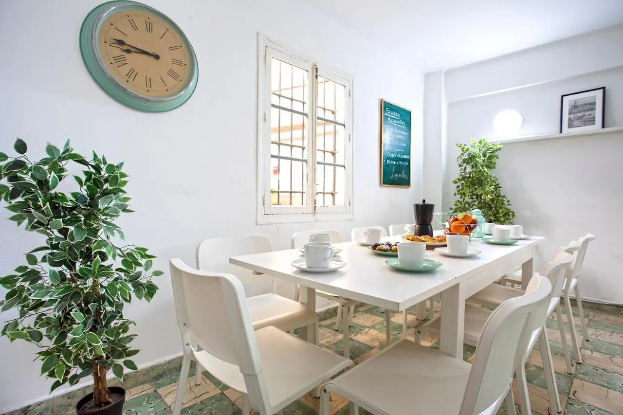 Big Flat In City Center With Patio Malaga Apartment