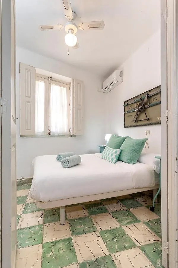 Big Flat In City Center With Patio Málaga 0*,  Spanyolország